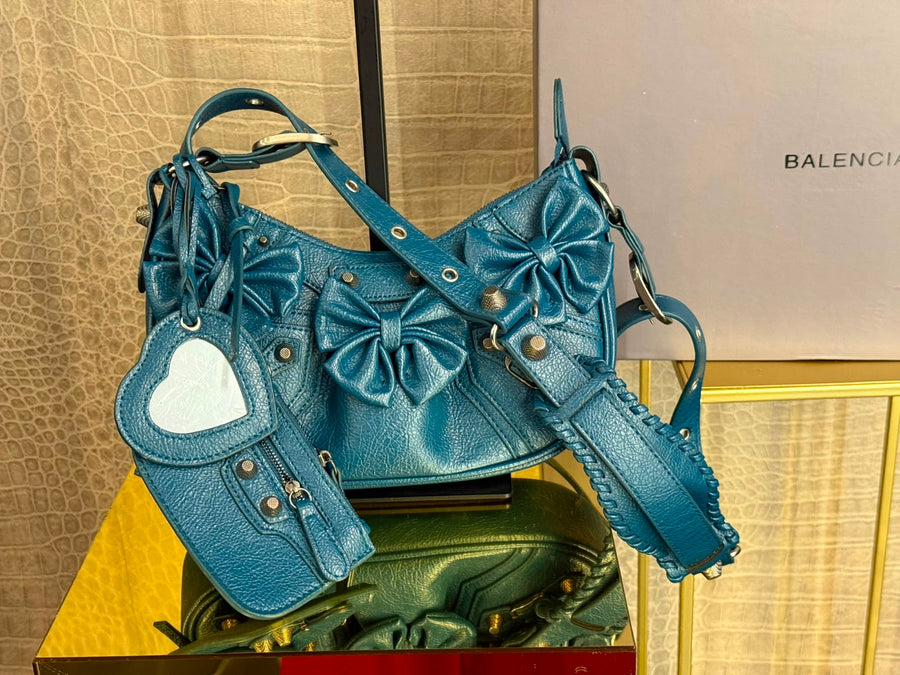 BALENCIAGA